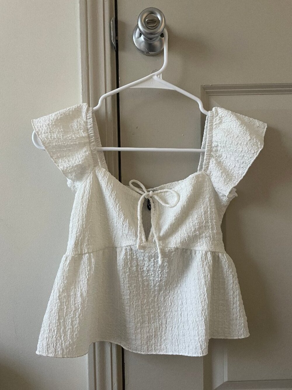 H&M Crinkled Flutter-Sleeved Top